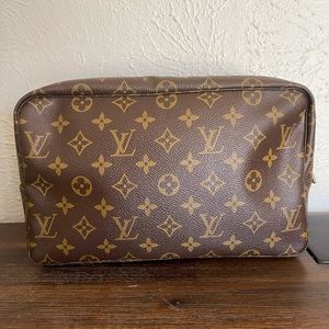 Louis Vuitton Trousse Toilette 28 Pouch Case